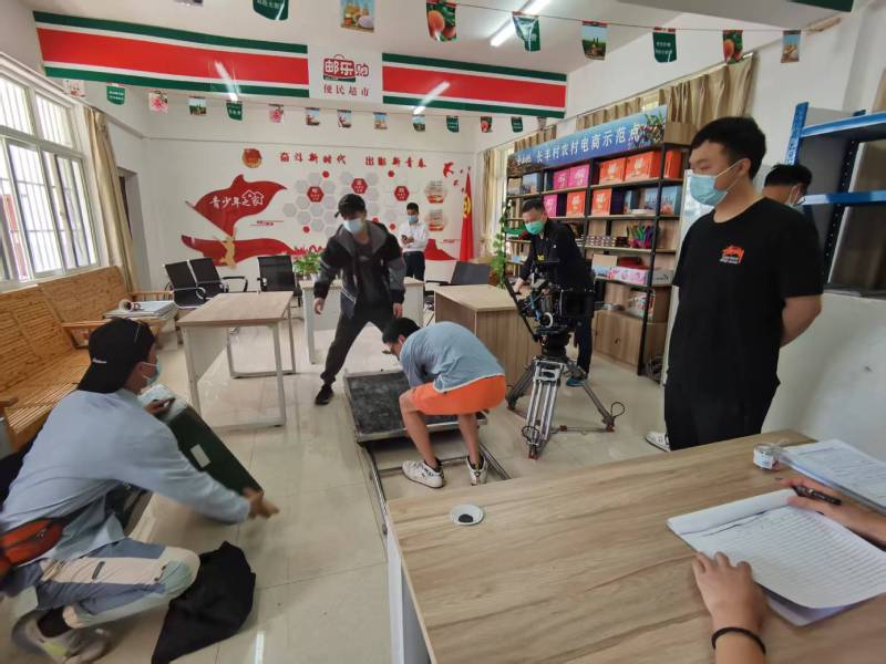 秦都区广告片拍摄公司：极简主义践行者，少即是多的视觉哲学
